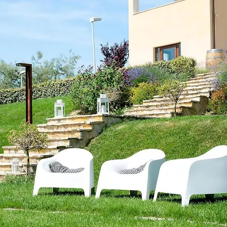 Magnificat Hotel&resort מלון Canosa Sannita