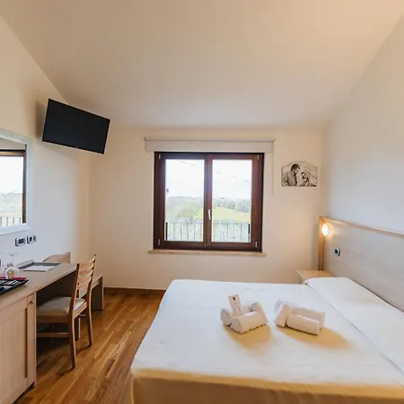Magnificat Hotel&resort מלון 3*
