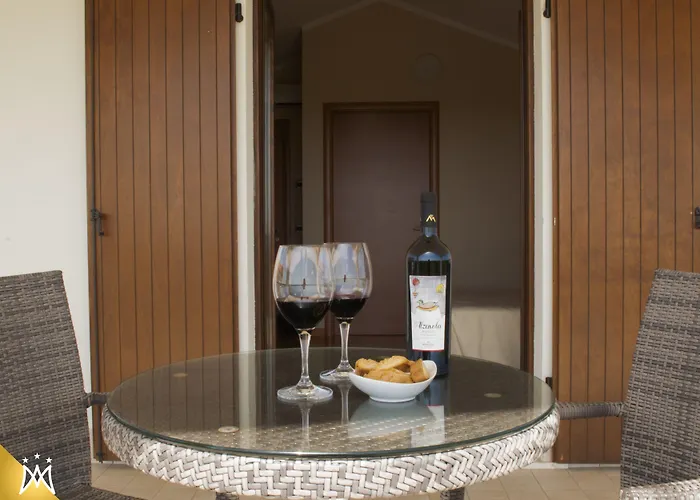 马尼菲卡特酒店 酒店 卡诺萨圣尼塔